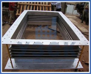 прямоугольные линзовые компенсаторы в Москве